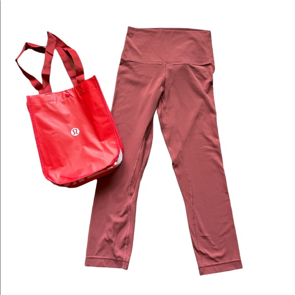 lululemon athletica Pants - Lululemon Pink Leggings Capri Tights w/Bag